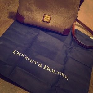 Dooney & Bourke crossbody purse